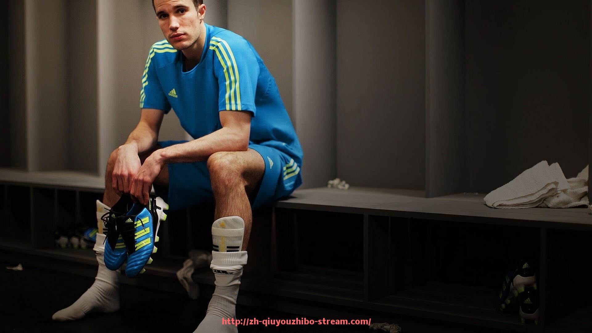 球友体育直播-世俱杯队长角色对更衣室管理作用分析:精神领袖的实战意义